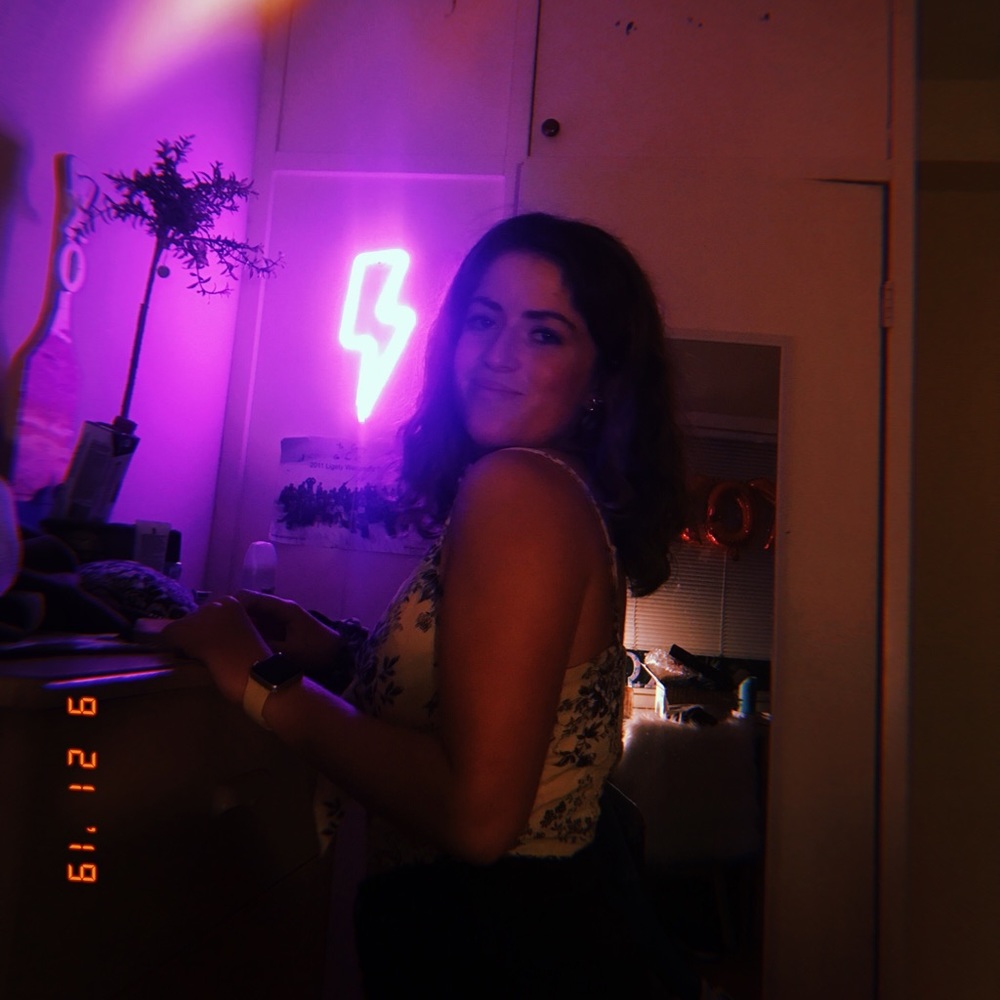 Meet your Posher, Casey